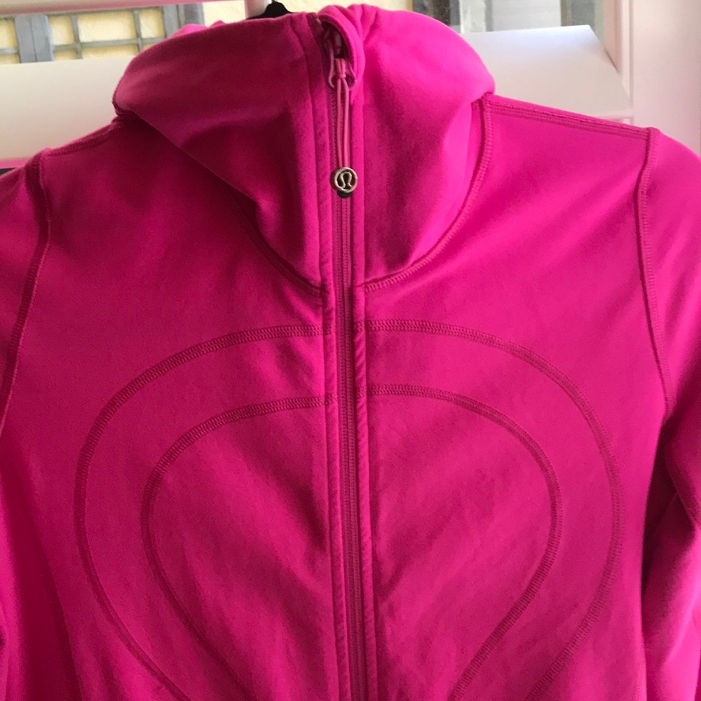 Gorgeous Lululemon jacket